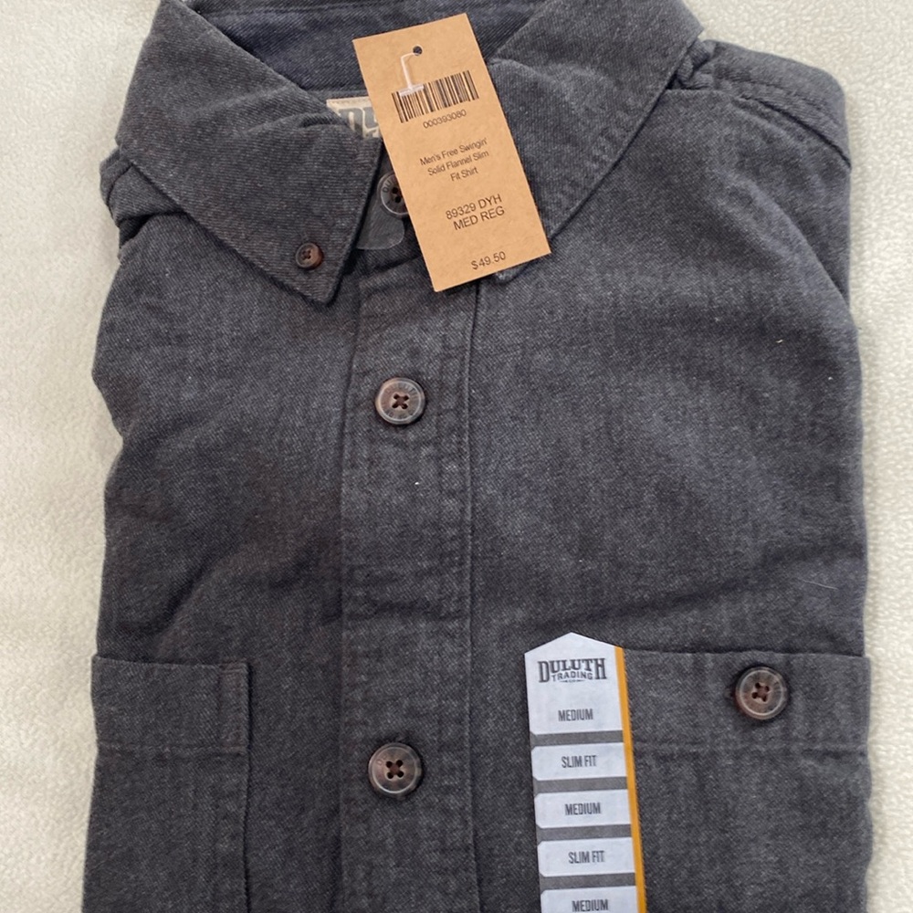 Duluth Med. Slim fit Free Swingin’ solid flannel men’s shirt